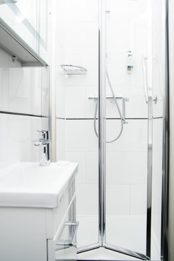 Hotel 63 Londra Dış mekan fotoğraf