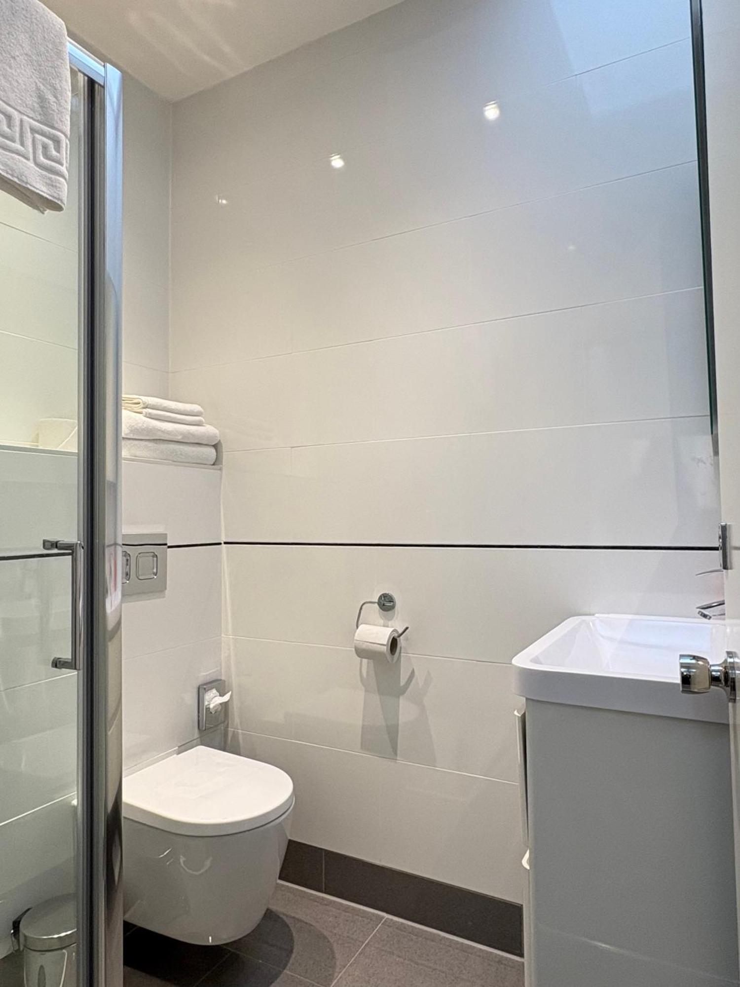 Hotel 63 Londra Dış mekan fotoğraf